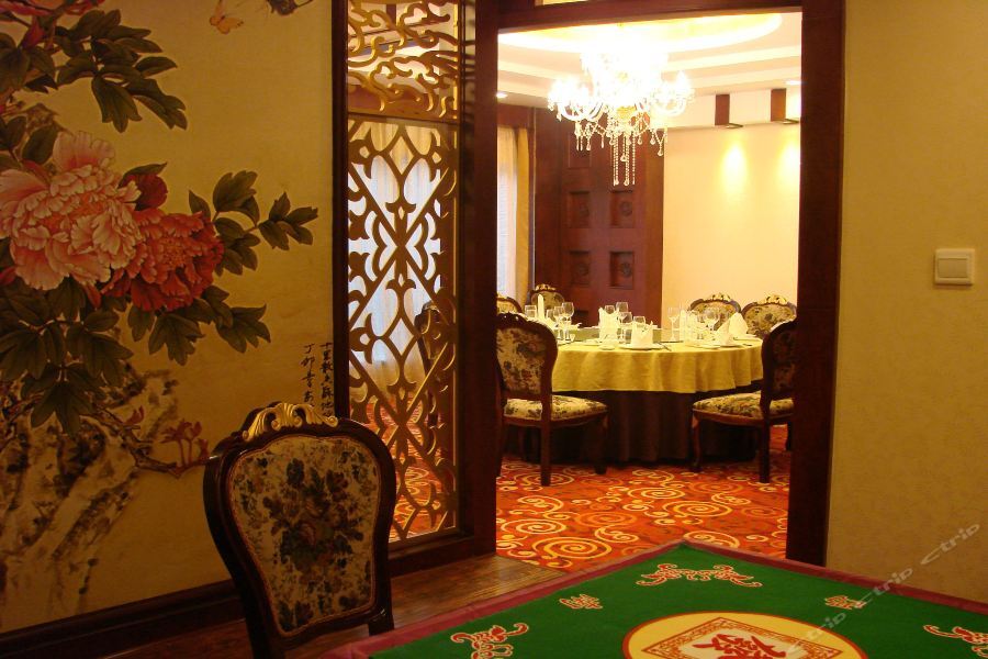 Huangzu International Hotel 懐化市 エクステリア 写真