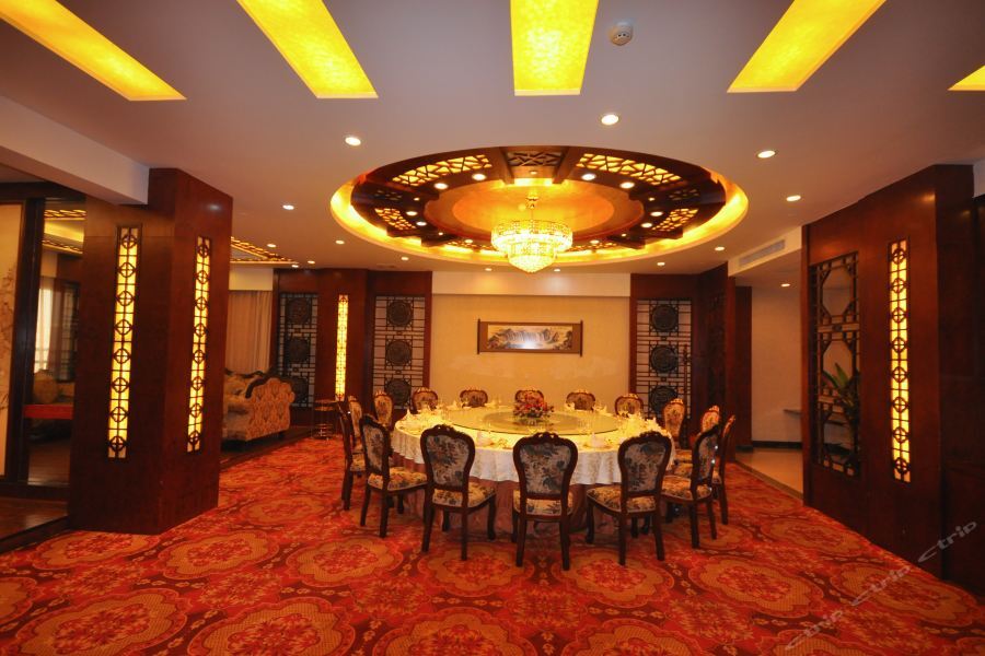 Huangzu International Hotel 懐化市 エクステリア 写真
