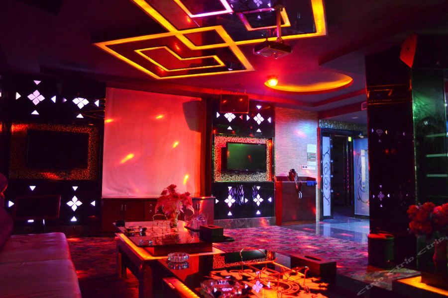 Huangzu International Hotel 懐化市 エクステリア 写真